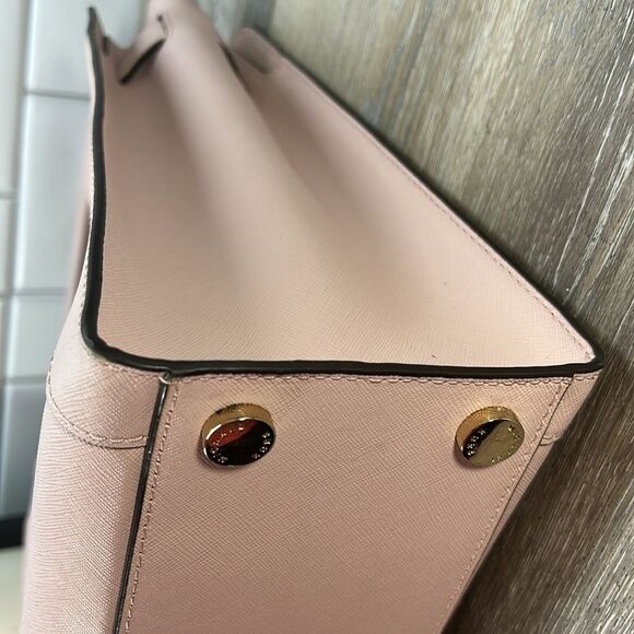 9744 Michael Kors Pink Tote Bag - Picture 3 of 13